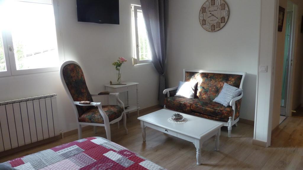 La Lezardiere Hotel Ла Кол-сюр-Лу Стая снимка