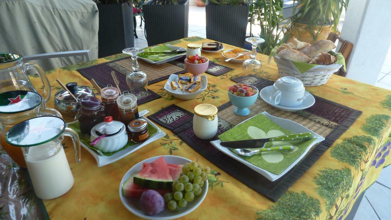 La Lezardiere Hotel Ла Кол-сюр-Лу Екстериор снимка